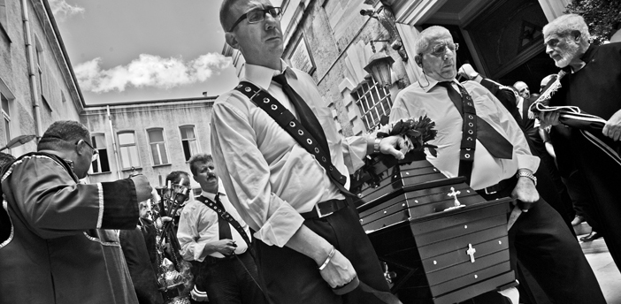 Բան մըն էր, որ եկաւ, անցաւ ու գնաց (Արման Վարդանեանի յիշատակին)